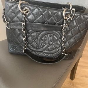 Chanel Quilted Caviar Grand Shopping Tote
